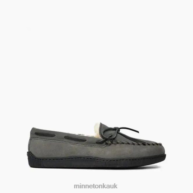 Minnetonka Men Grey Sheepskin Hardsole Moc Footwear AD084403