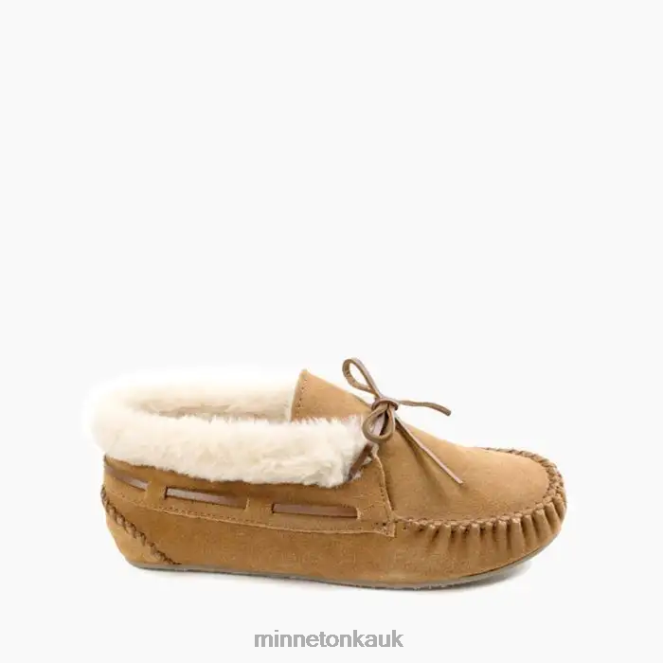 Minnetonka Women Cinnamon Chrissy Footwear AD084230