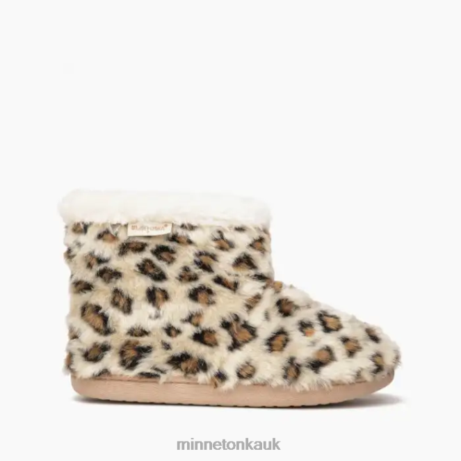 Minnetonka Women Cream Leopard Print Betty Footwear AD084243