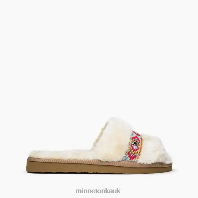 Minnetonka Women Cream London Footwear AD084277